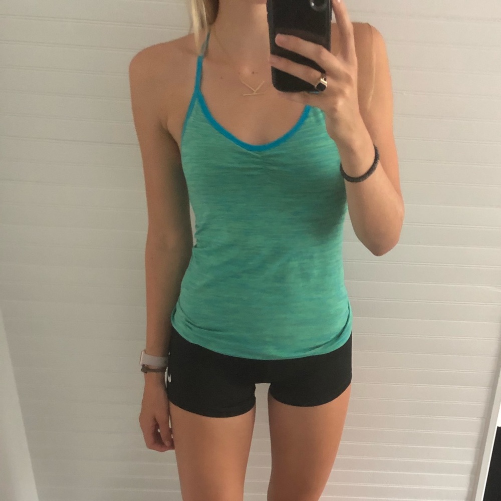 Nike Workout Top w/ Bra
